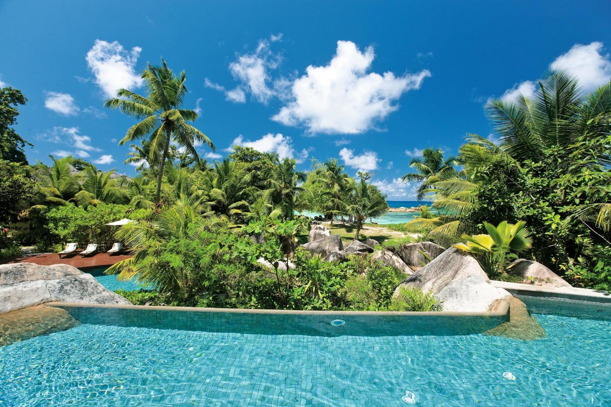 Constance Lemuria Grand Anse  Esterno foto View of the resort