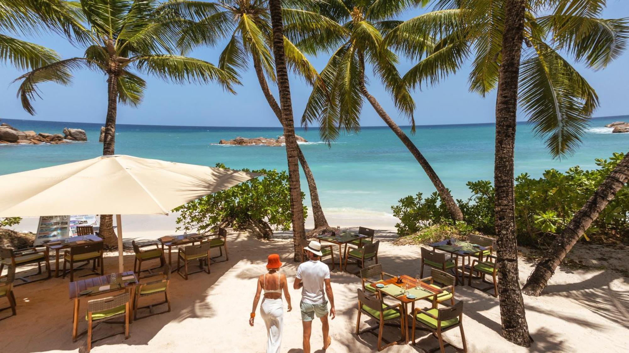 Constance Lemuria Grand Anse  Esterno foto Beach at the resort